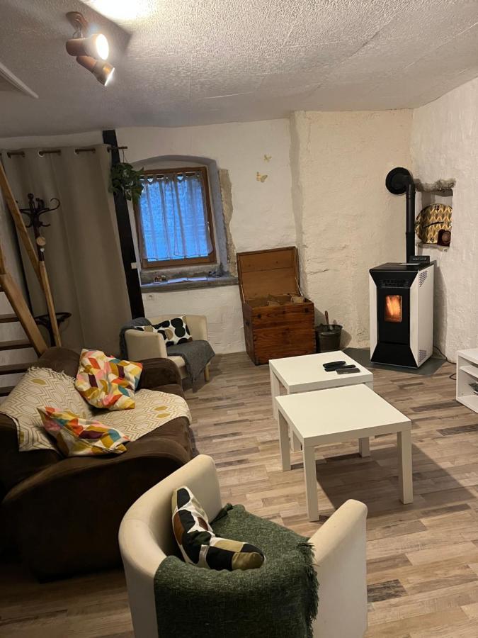 Gîte des reculées Ladoye-sur-Seille Exterior foto